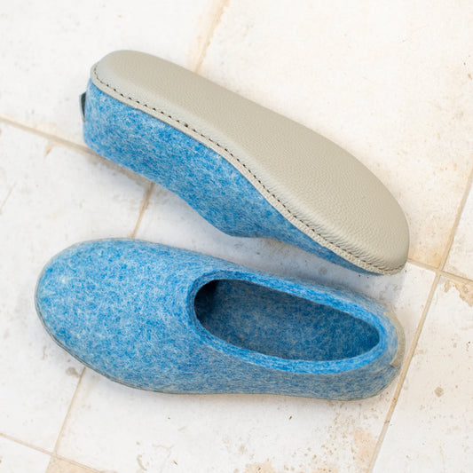 BURE Women's slippers - Light turquoise