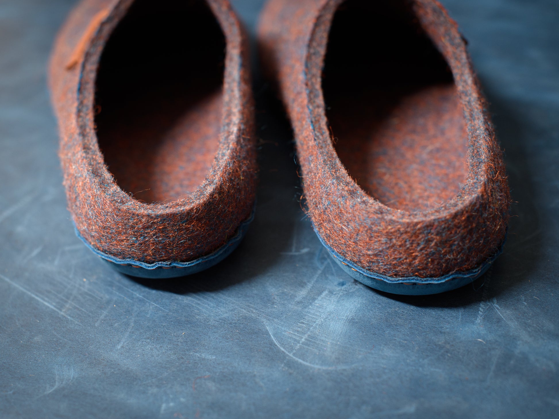 [felted_slippers],[wool_slippers], [burebure_slippers], [warm_wool_slippers], Semi-enclosed heel men's slippers - Rusted Metal, BureBure shoes and slippers