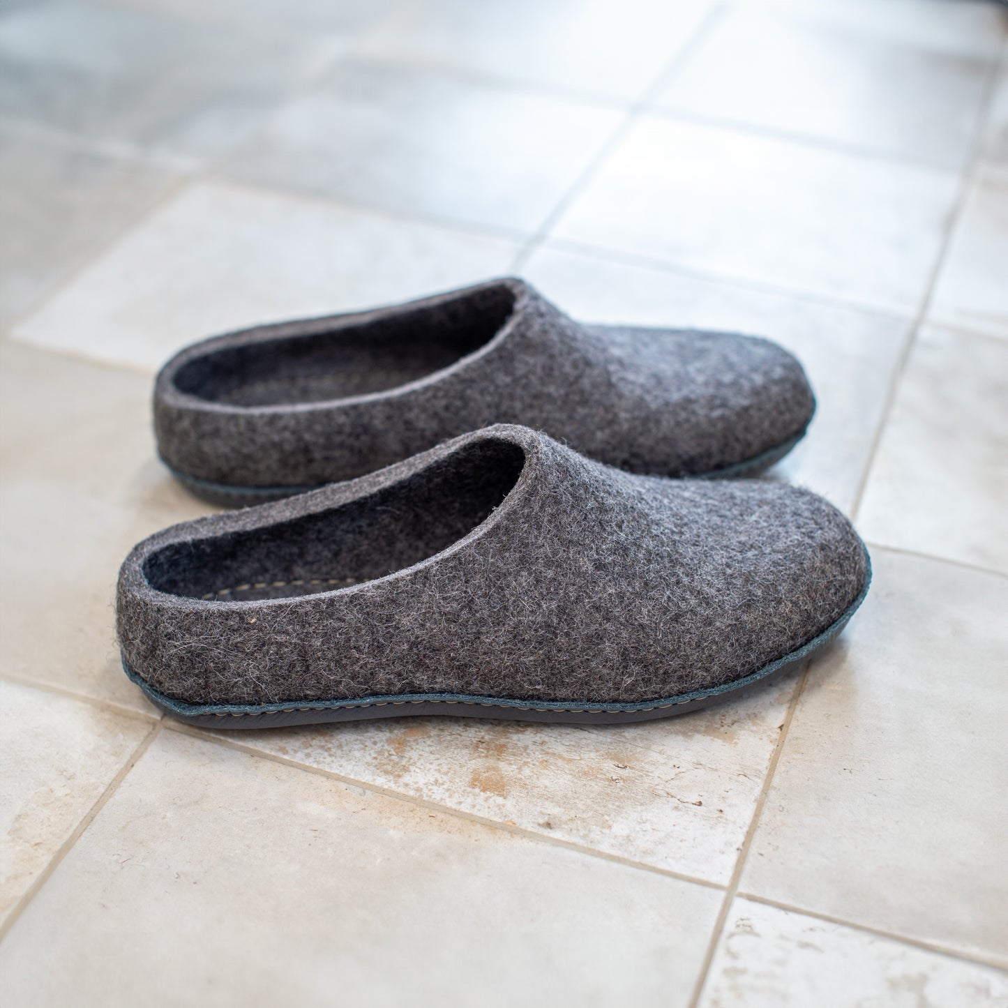 Men's slippers - SEMI Dark Gray