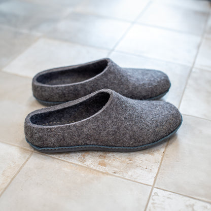 Men's slippers - SEMI Dark Gray