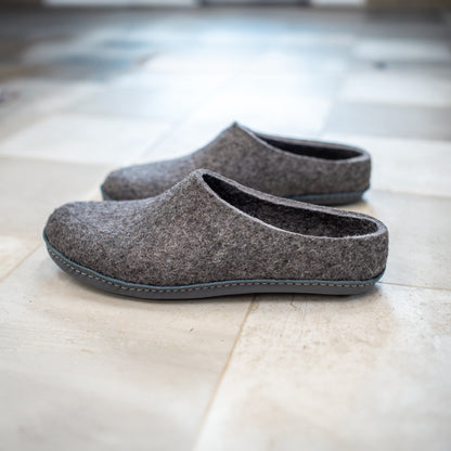 Men's slippers - SEMI Dark Gray