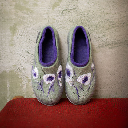 Private Online Wet Felting Class – Felted 2 layered slippers