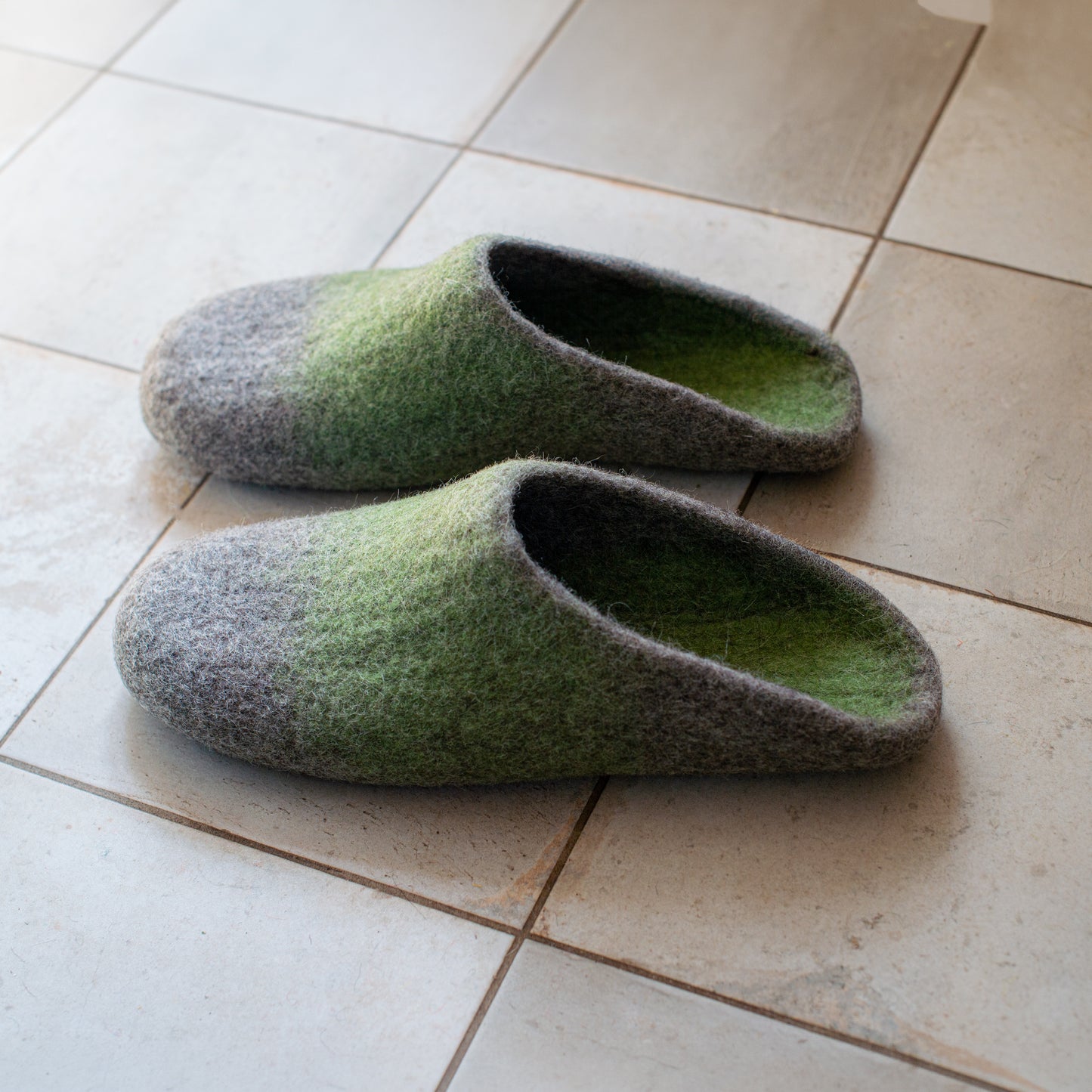 [felted_slippers],[wool_slippers], [burebure_slippers], [warm_wool_slippers], Men's Slip Ons Slippers, BureBure handmade felted wool slippers