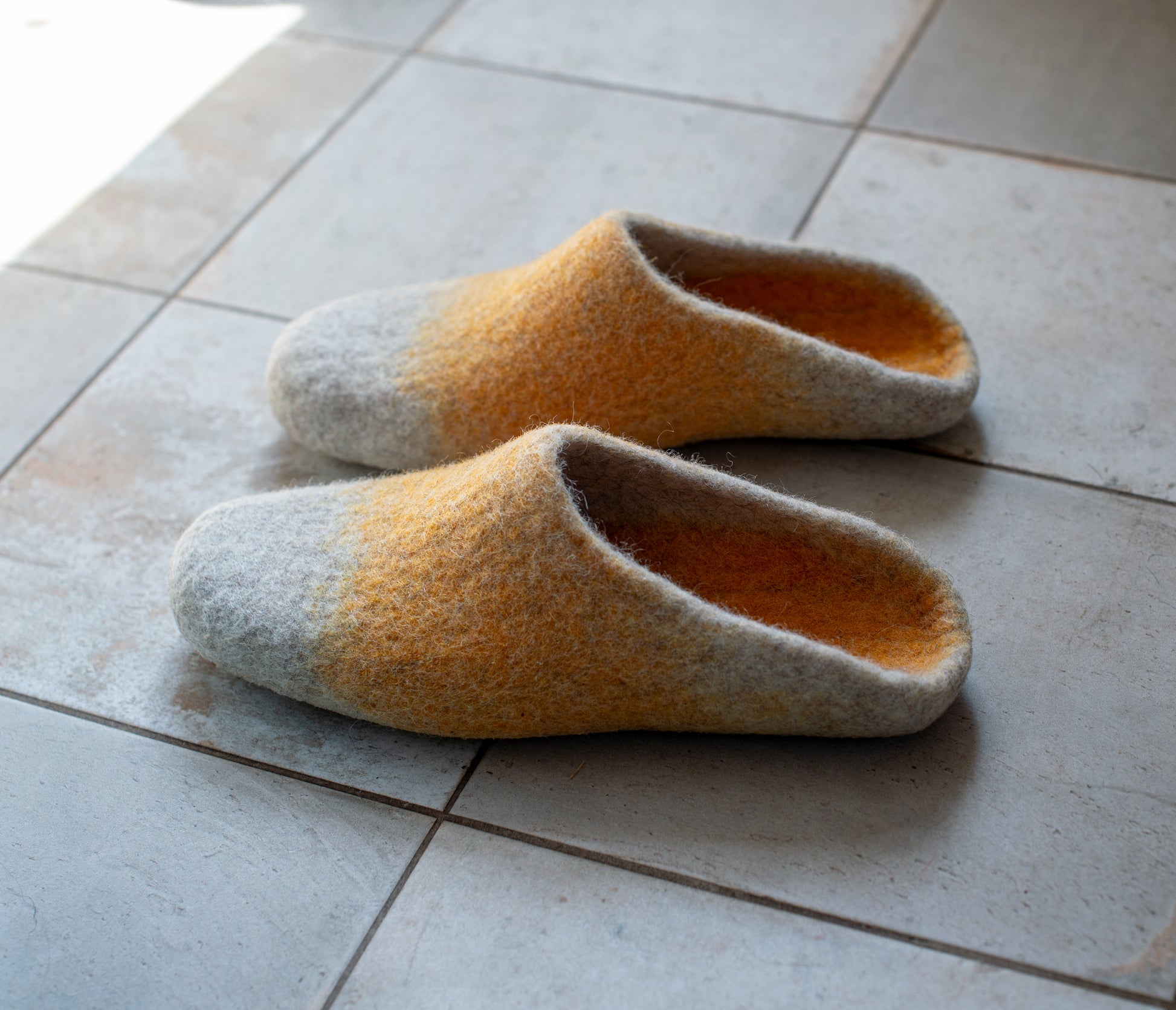 [felted_slippers],[wool_slippers], [burebure_slippers], [warm_wool_slippers], Men's Slippers - Ombre Slip-Ons, BureBure handmade felted wool slippers