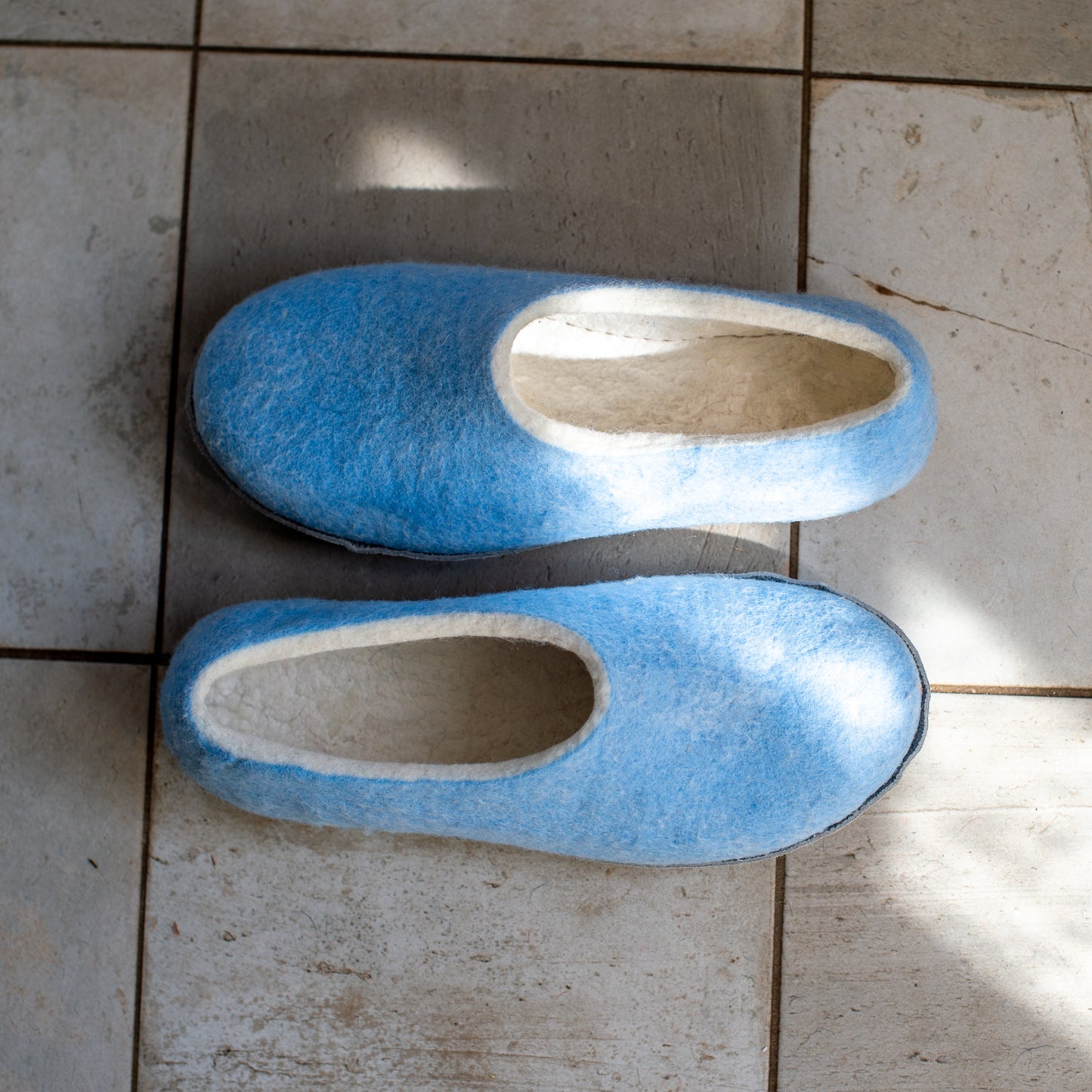 Two-Tone Extra Soft Merino Felt Slippers – Cashmere Feel