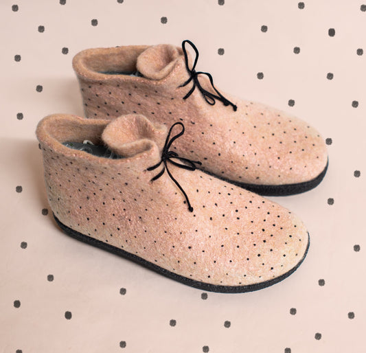 [felted_slippers],[wool_slippers], [burebure_slippers], [warm_wool_slippers], Women's WOOBOOTS - Powder Polka Dots, BureBure shoes and slippers