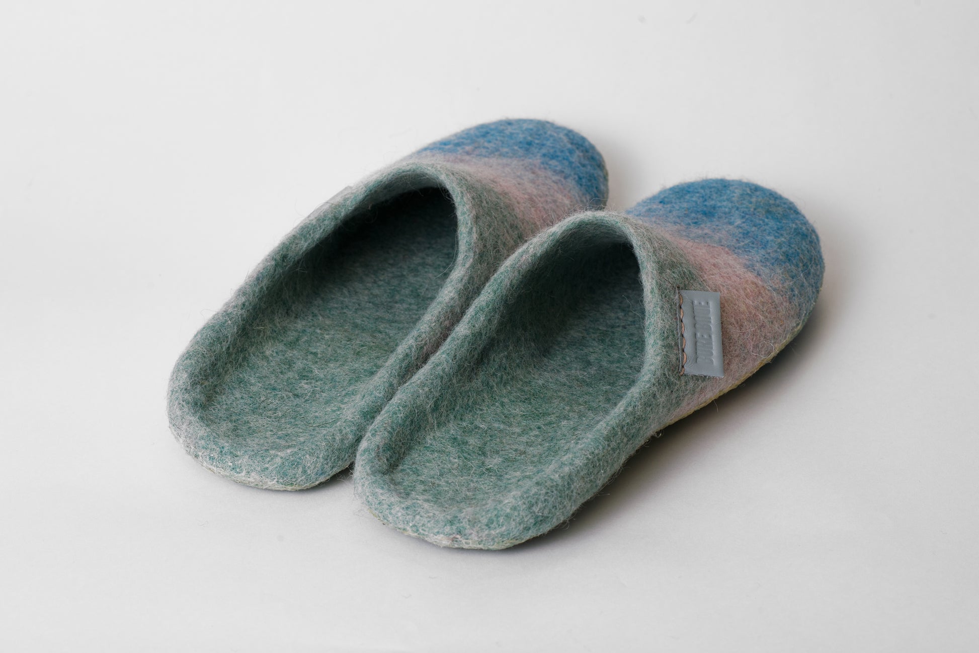 BureBure Female Woolen Mules Slippers from the back