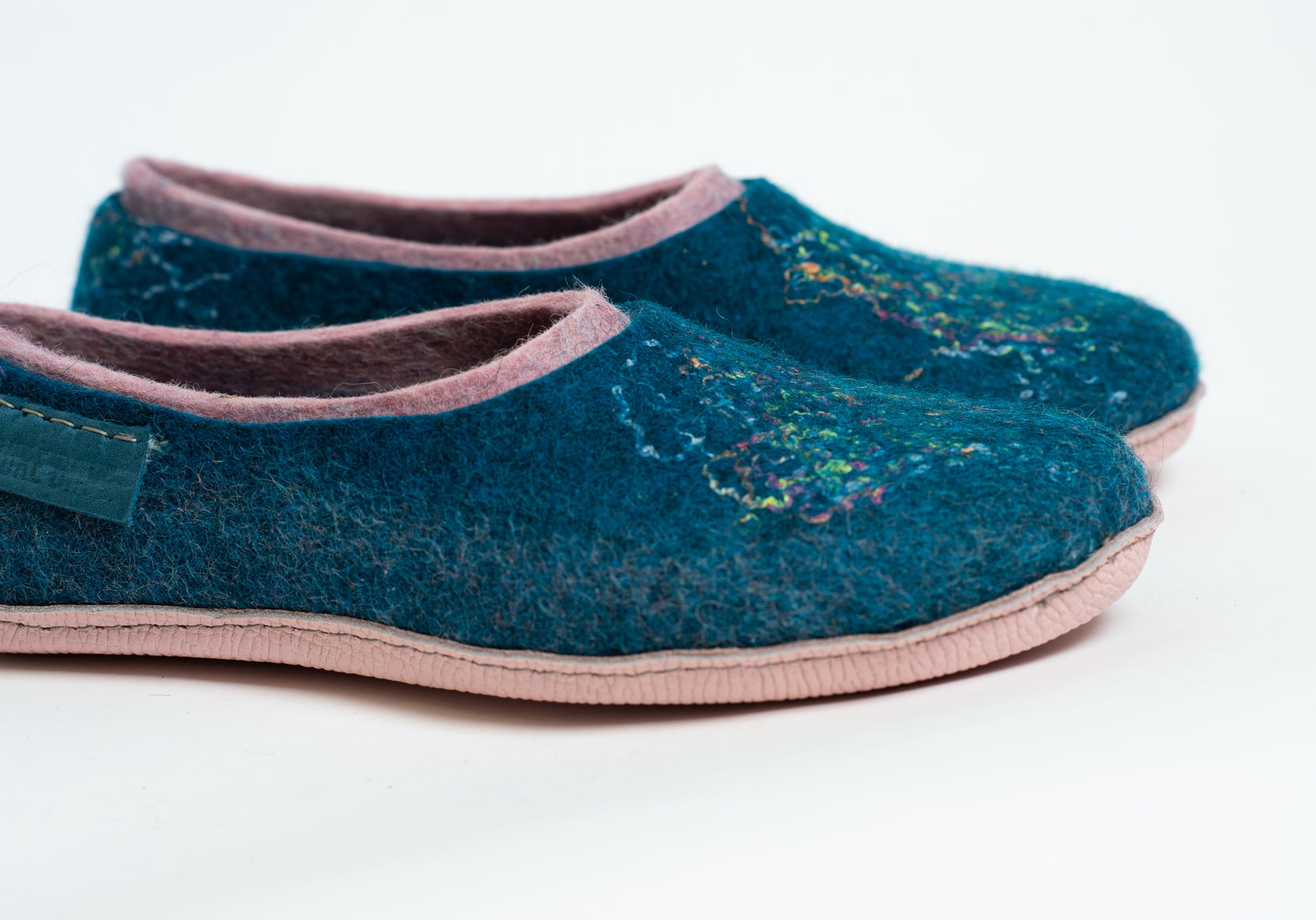 [felted_slippers],[wool_slippers], [burebure_slippers], [warm_wool_slippers]
