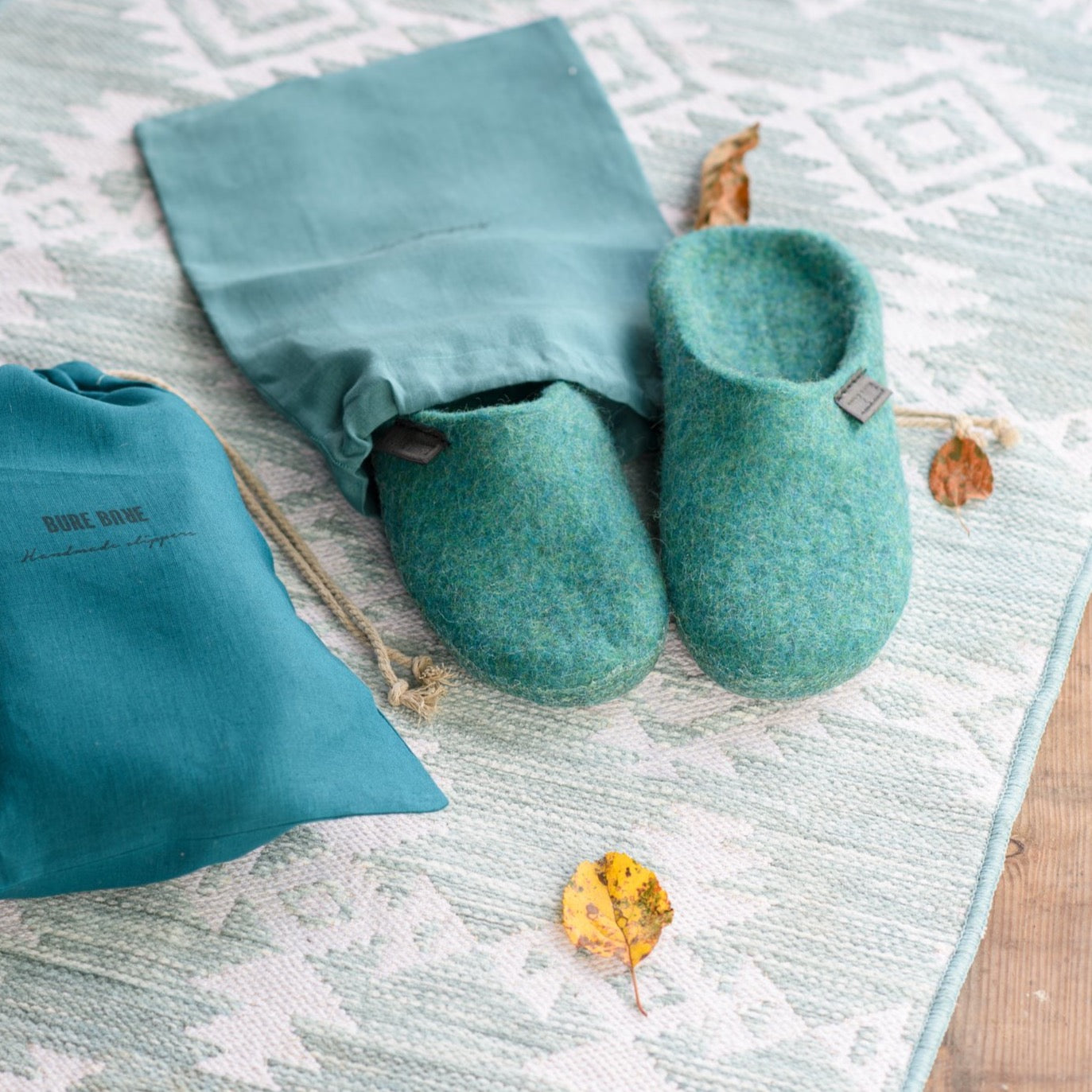 Womens Backless Closed Toe Slippers  Blue Lagoon in a Reusable Linen Package