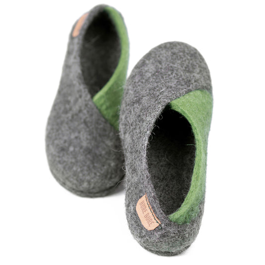 Gray/Olive ENVELOPE felted wool slippers that make the feet look smaller.